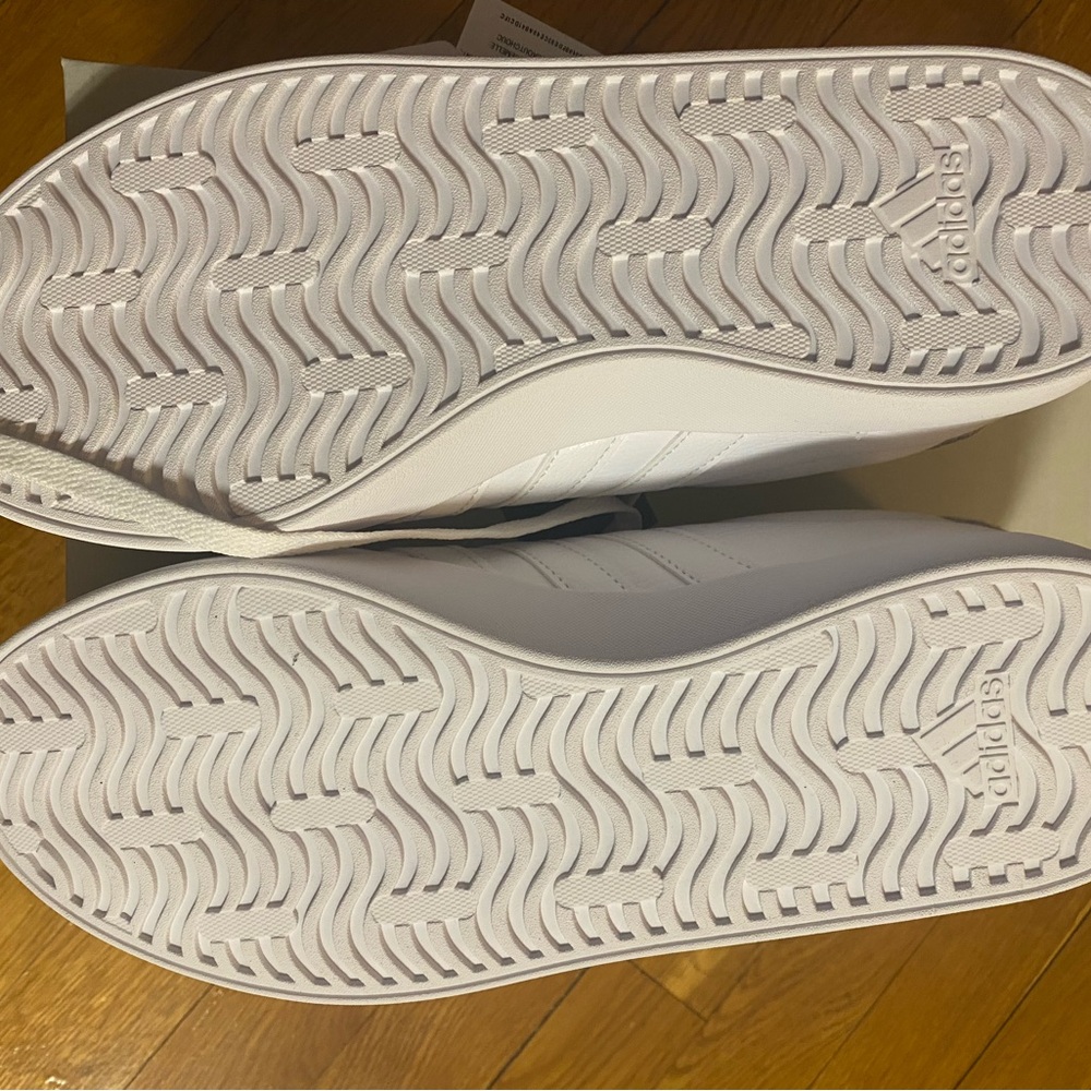 Adidas White and Beige Court Sneakers - Picture 4 of 8